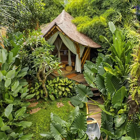Wahem Eco Bamboo - Magical Bamboo House Ubud Bali Villa